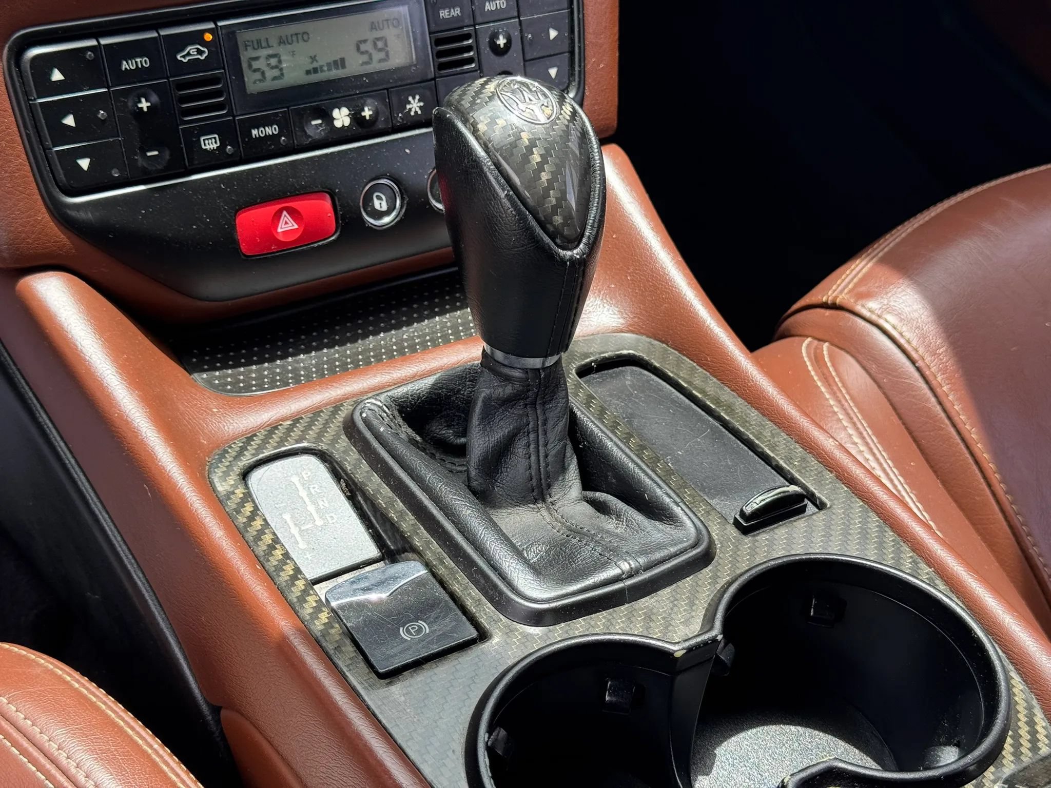 Used 2014 Maserati GranTurismo Sport RWD image 24