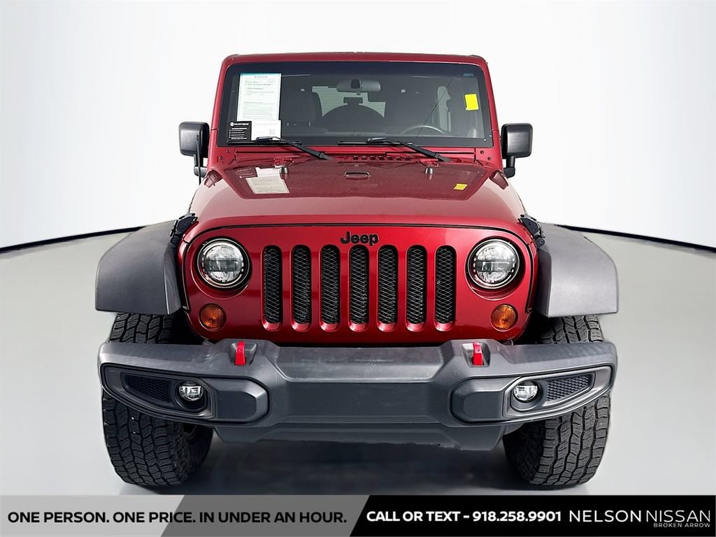 Used 2012 Jeep Wrangler Unlimited Rubicon w/ Dual Top Group AWD/4WD image 2
