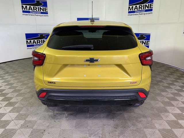 Used 2024 Chevrolet Trax RS w/ Driver Confidence Package image 17