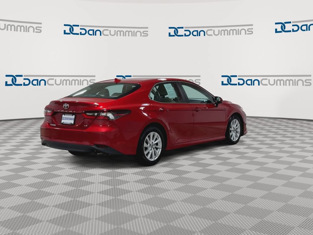Used 2023 Toyota Camry LE FWD image 9