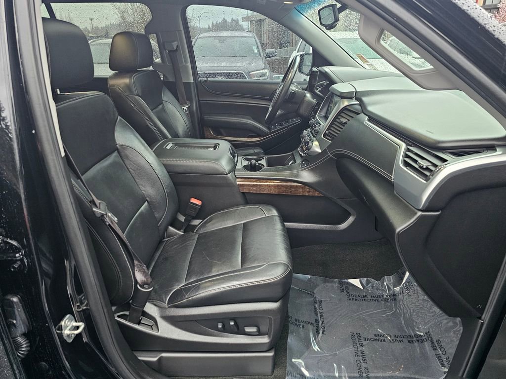 Used 2017 Chevrolet Tahoe LT w/ LT Signature Package image 29