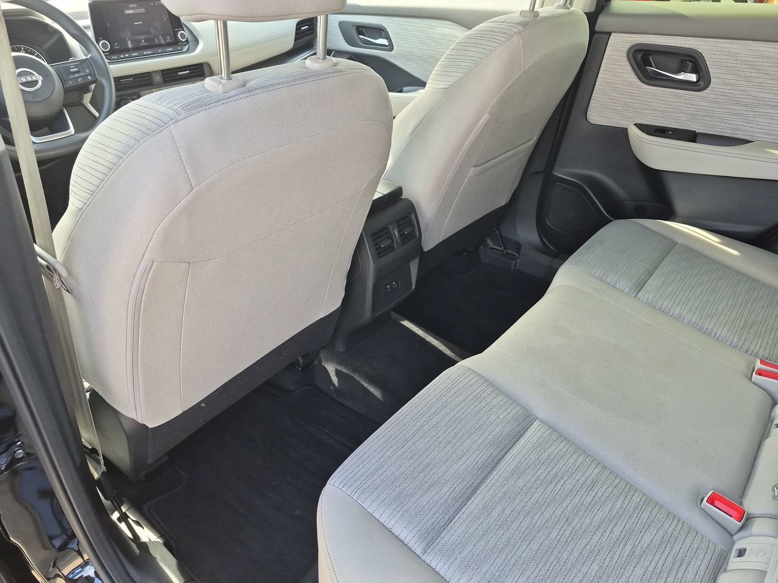 Certified 2023 Nissan Rogue SV AWD/4WD image 33