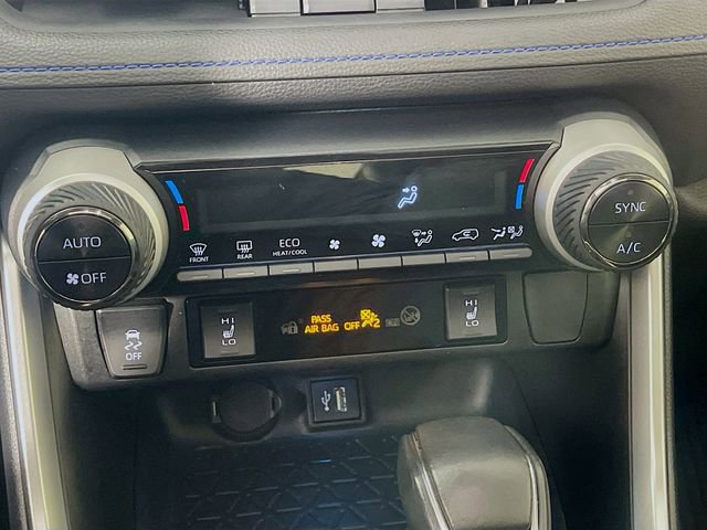 Used 2023 Toyota RAV4 XSE AWD/4WD image 16