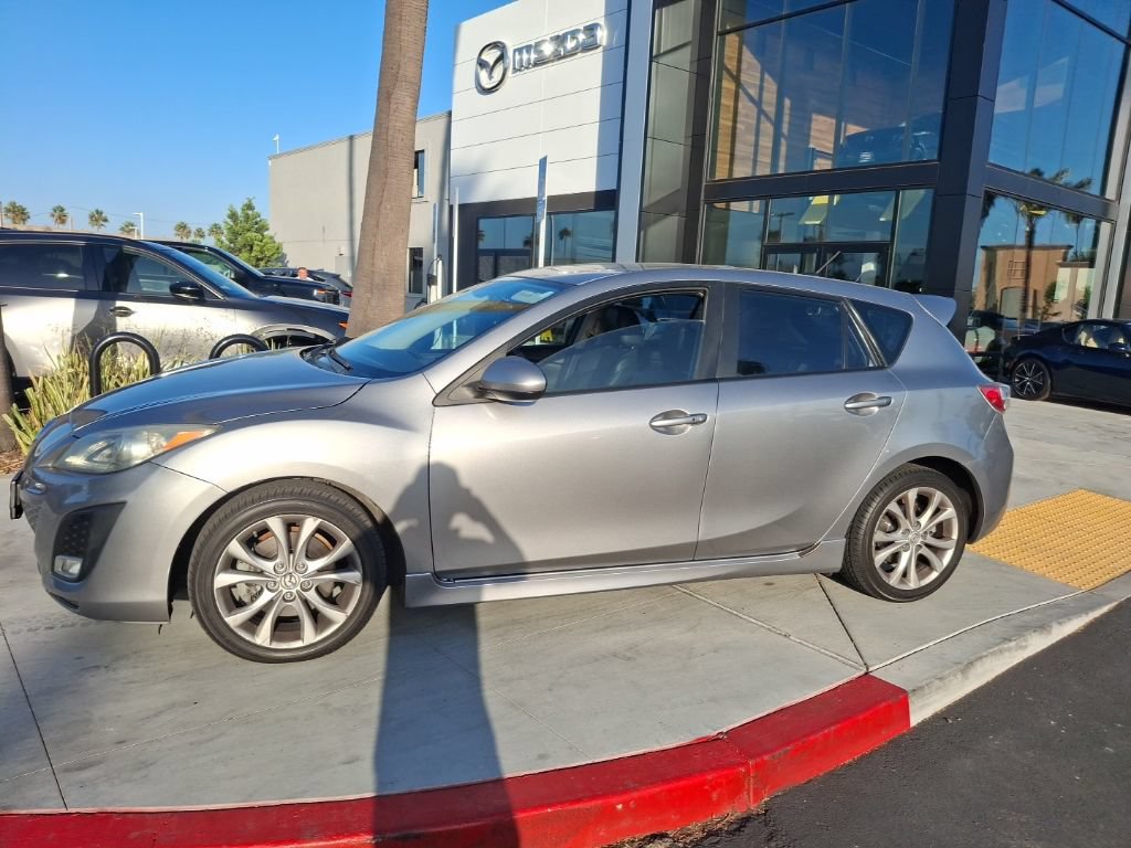 Used 2011 MAZDA MAZDA3 s Grand Touring w/ Tech Pkg FWD image 9