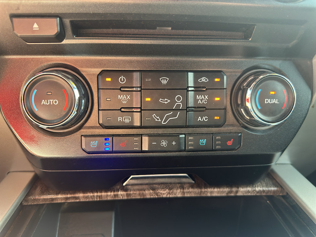 Used 2017 Ford F250 Lariat w/ Chrome Package AWD/4WD image 20