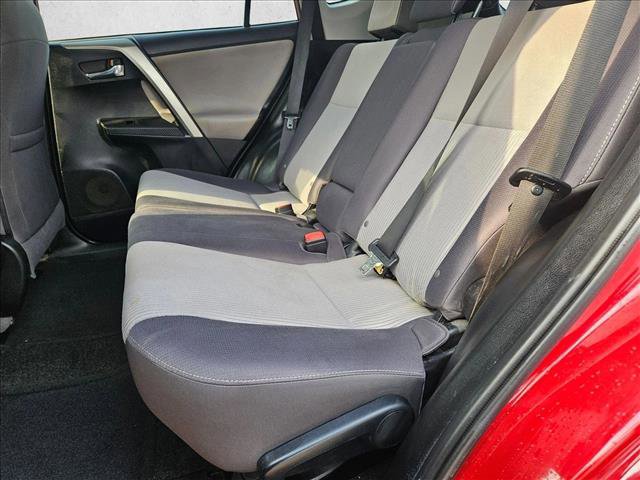 Used 2015 Toyota RAV4 XLE FWD image 17