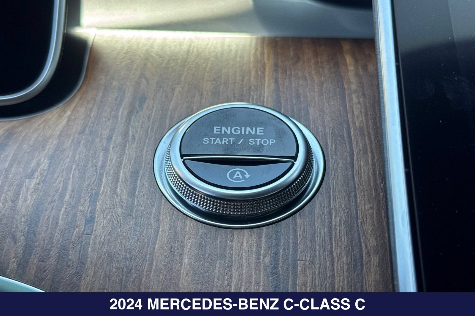 Used 2024 Mercedes-Benz C 300 4MATIC Sedan image 22
