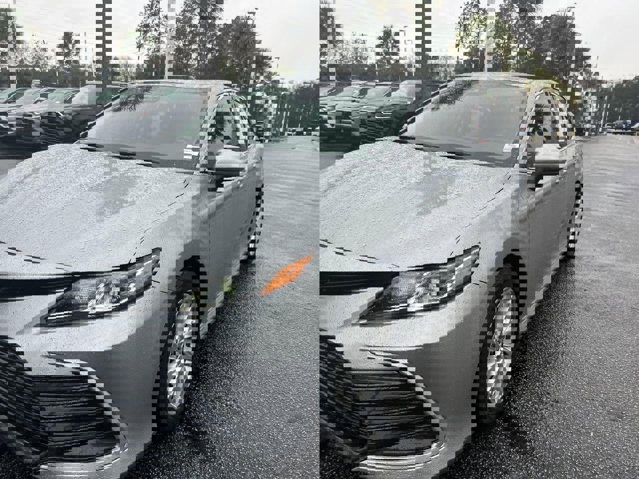 Used 2023 Toyota Camry LE image 5