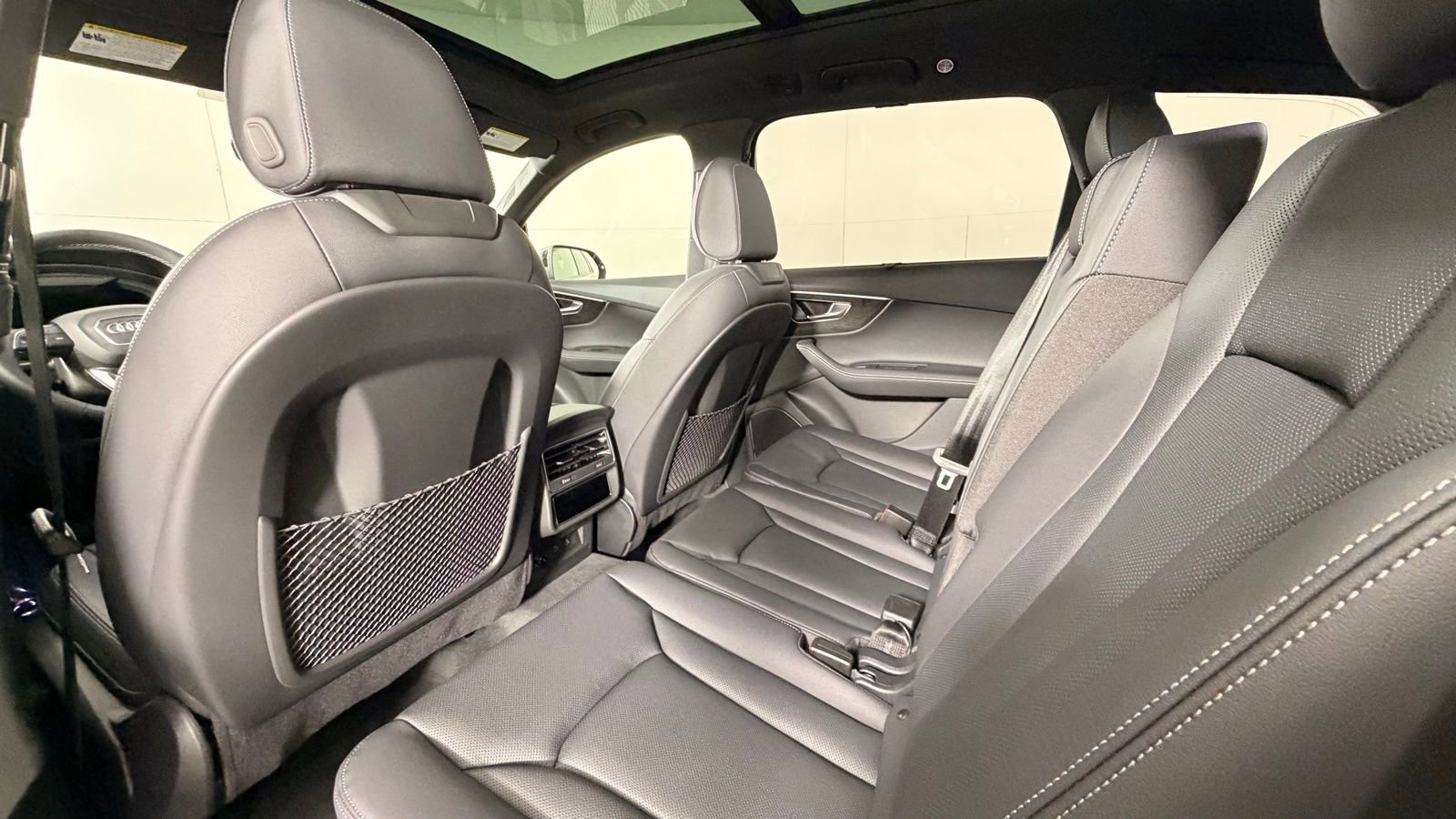 New 2026 Audi Q7 Premium Plus AWD/4WD image 17