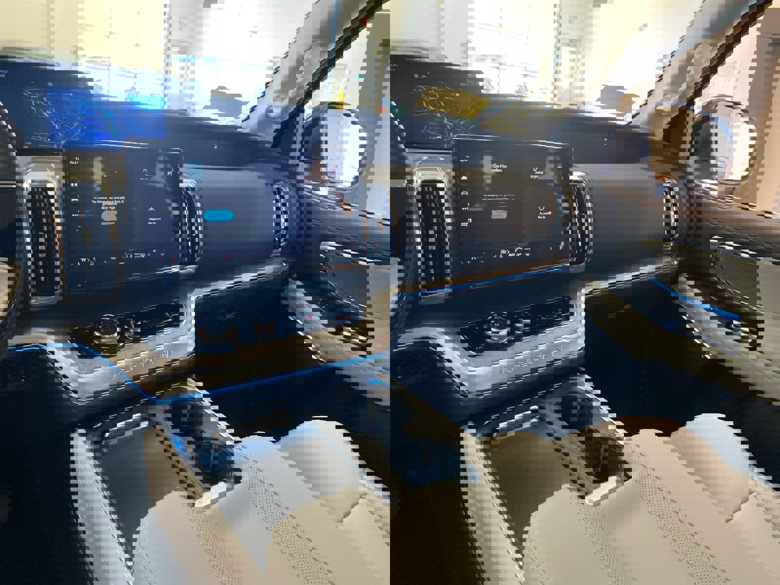 New 2025 Ford Expedition Max Platinum w/ Platinum Ultimate Package image 18