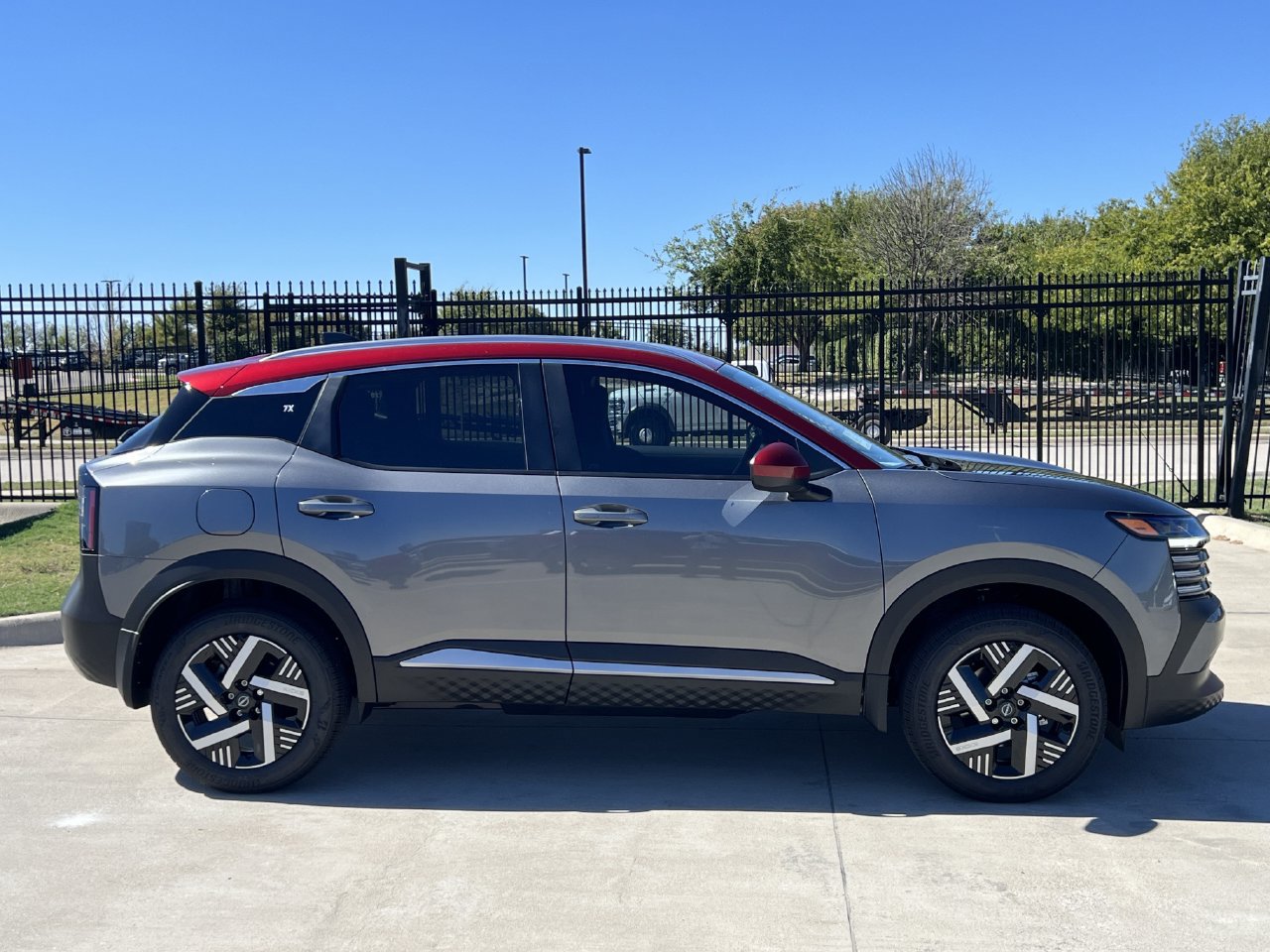 New 2027 Nissan Kicks SV FWD image 3