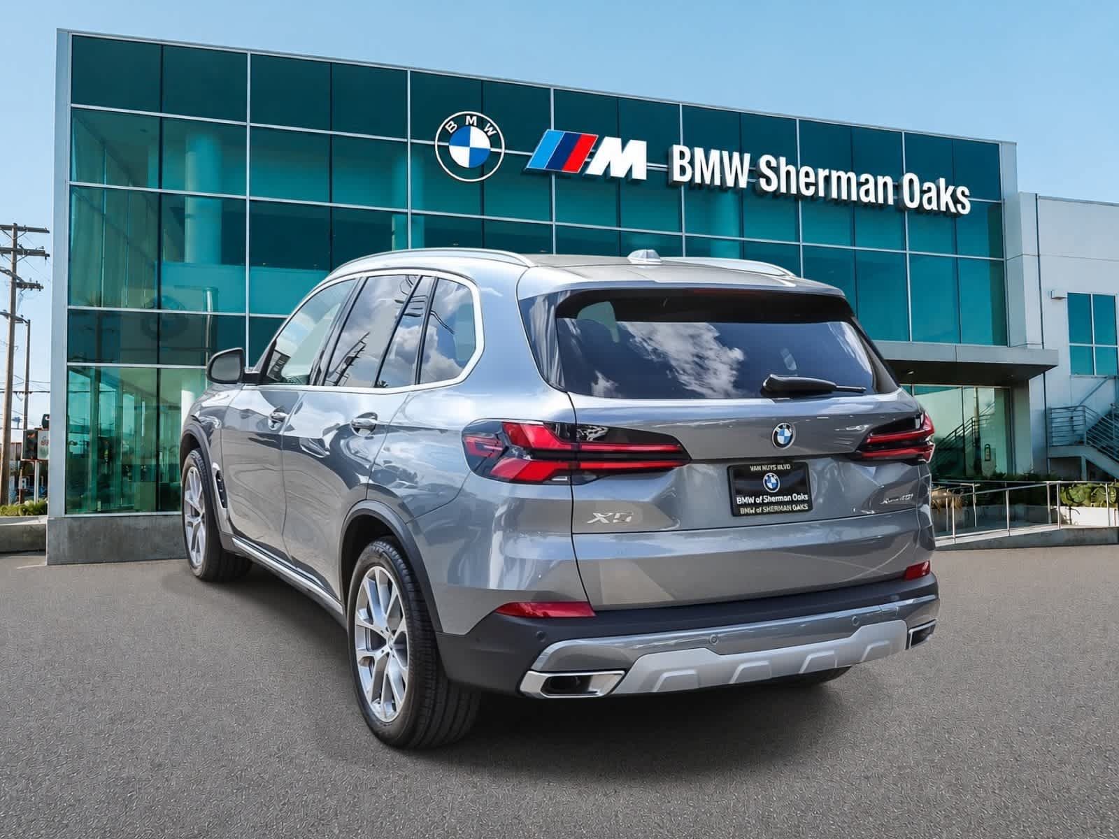 Used 2026 BMW X5 xDrive40i AWD/4WD image 6