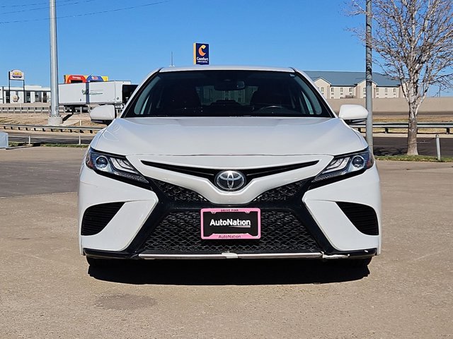 Used 2019 Toyota Camry XSE image 2