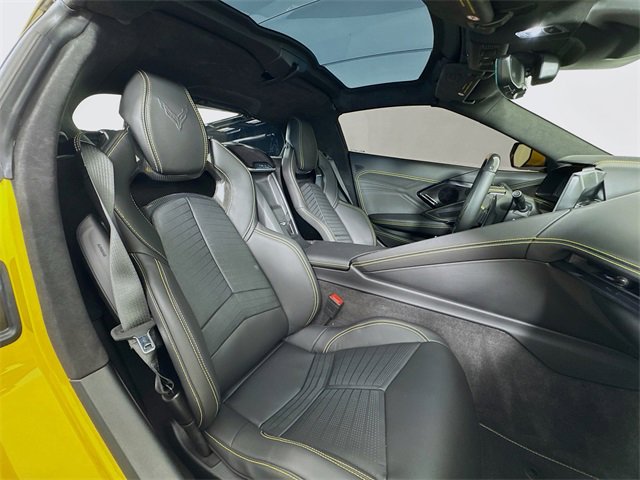 Used 2025 Chevrolet Corvette Z06 w/ Z07 Performance Package image 27