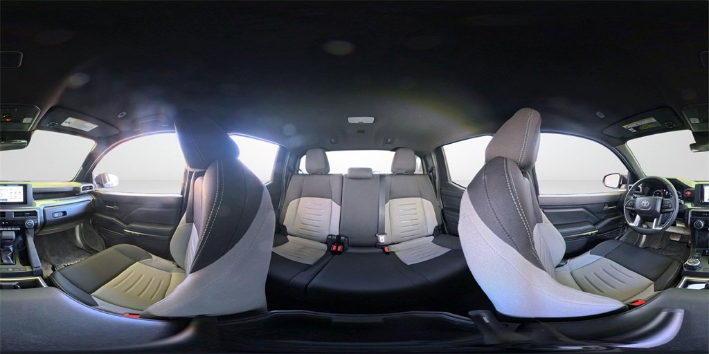 Used 2025 Toyota Tacoma TRD Off-Road image 31