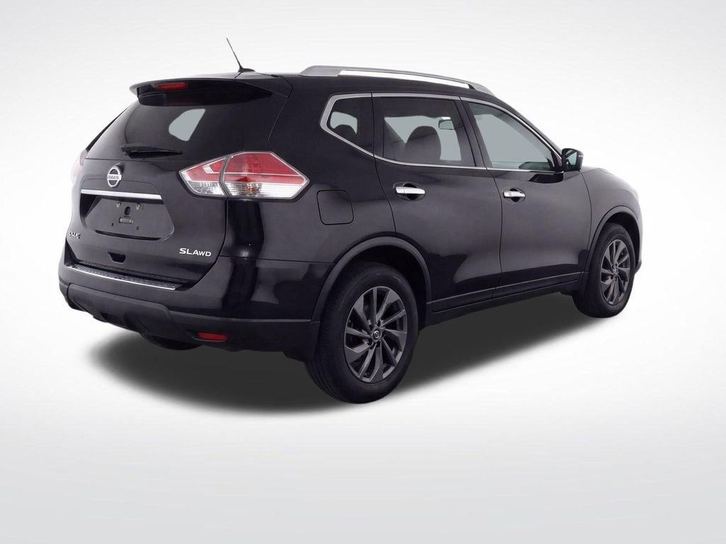 Used 2016 Nissan Rogue SL w/ SL Premium Package image 3