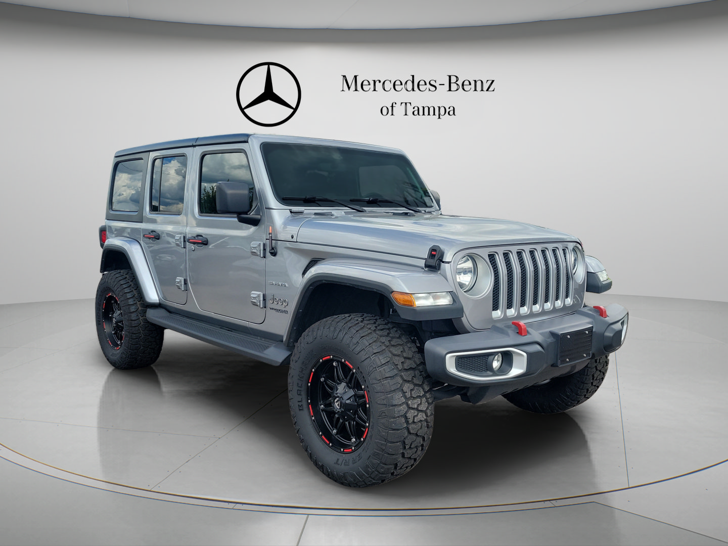 Used 2020 Jeep Wrangler Unlimited Sahara AWD/4WD image 4