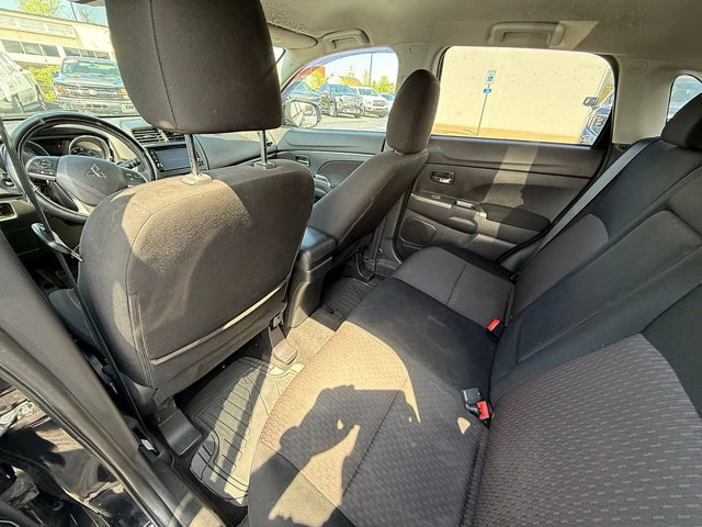 Used 2019 Mitsubishi Outlander Sport LE FWD image 15