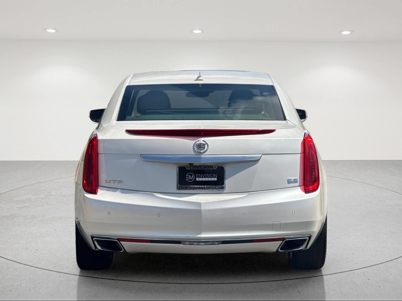 Used 2014 Cadillac XTS Platinum FWD image 5