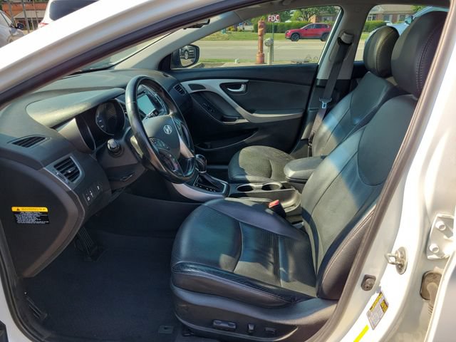 Used 2014 Hyundai Elantra Limited w/ Option Group 03 FWD image 23