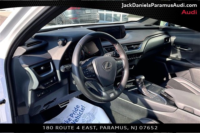 Used 2019 Lexus UX 200 F Sport w/ F Sport Premium Package image 11