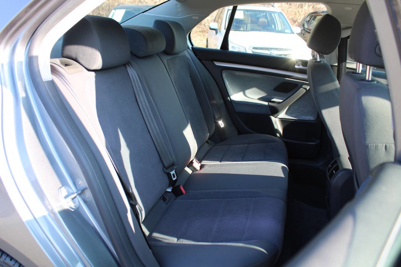 Used 2006 Volkswagen Jetta Value Edition image 28