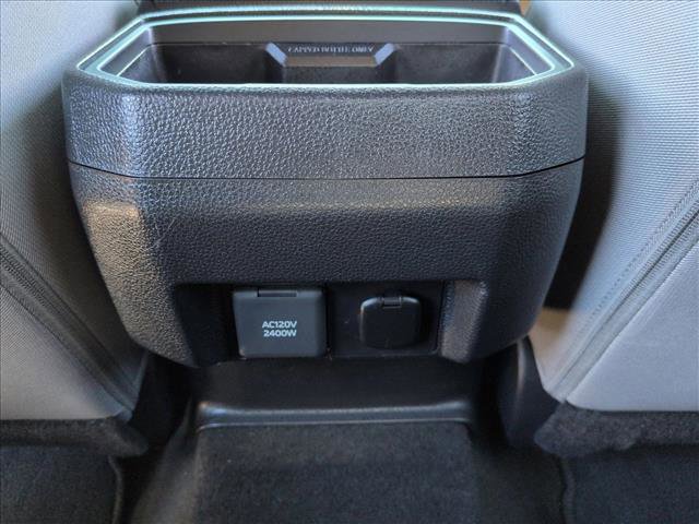 Used 2025 Toyota Tacoma TRD Sport image 16