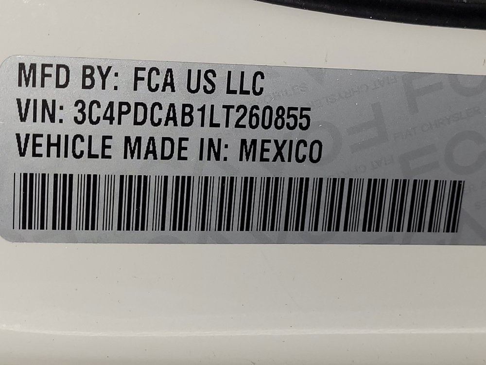 Used 2020 Dodge Journey SE w/ SE Popular Equipment Group FWD image 33