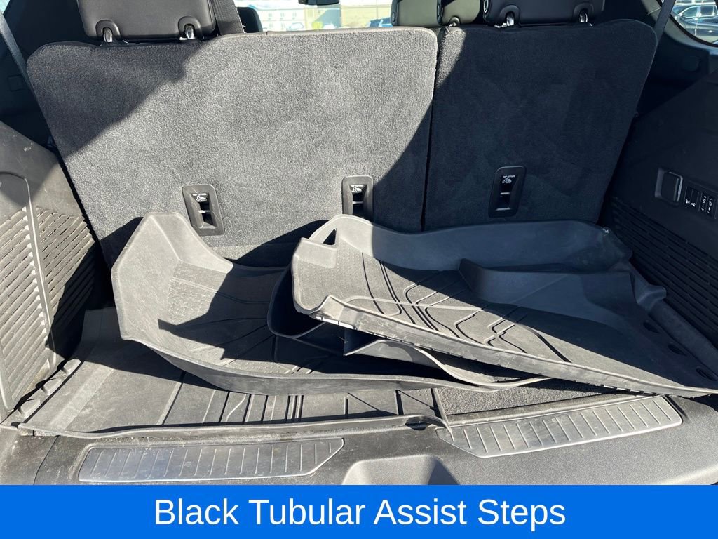 Used 2021 Chevrolet Tahoe Z71 w/ Z71 Signature Package image 40