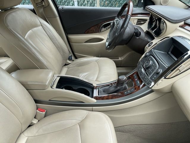 Used 2012 Buick LaCrosse Premium FWD image 10