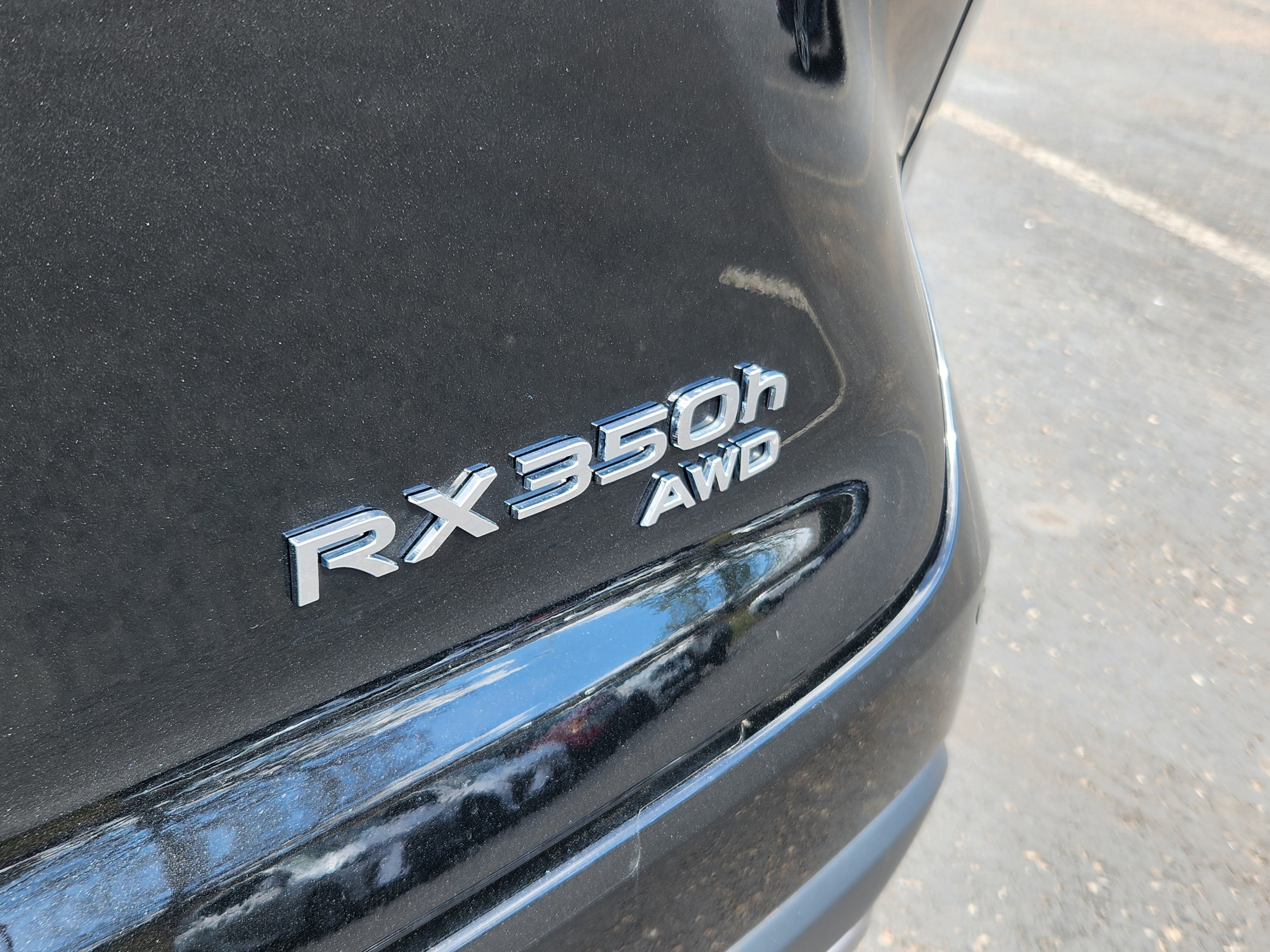 Used 2025 Lexus RX 350h w/ Convenience Package image 18