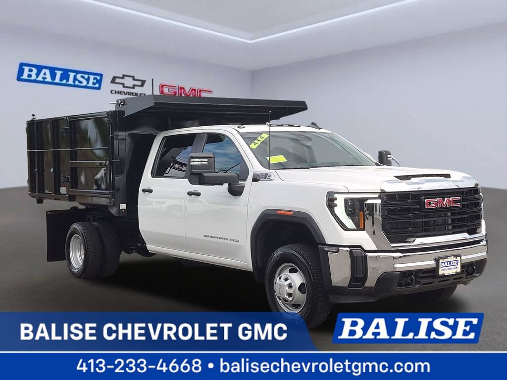 New 2025 GMC Sierra 3500 Pro w/ Convenience Package
