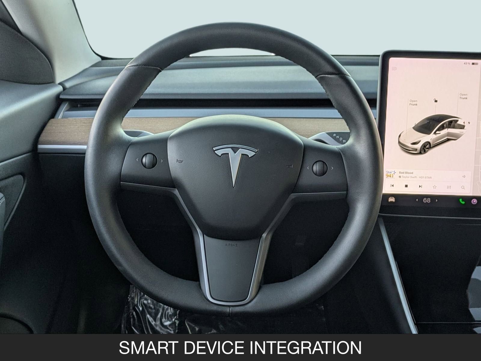 Used 2020 Tesla Model 3 Standard Range Plus image 12