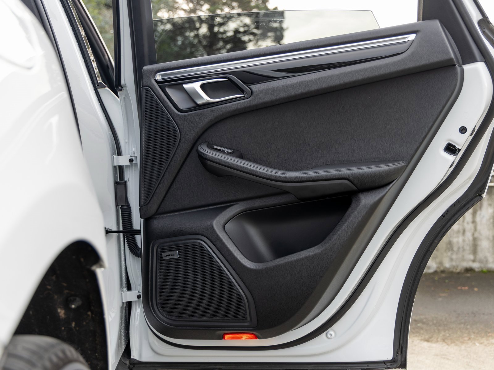 Certified 2023 Porsche Macan image 45