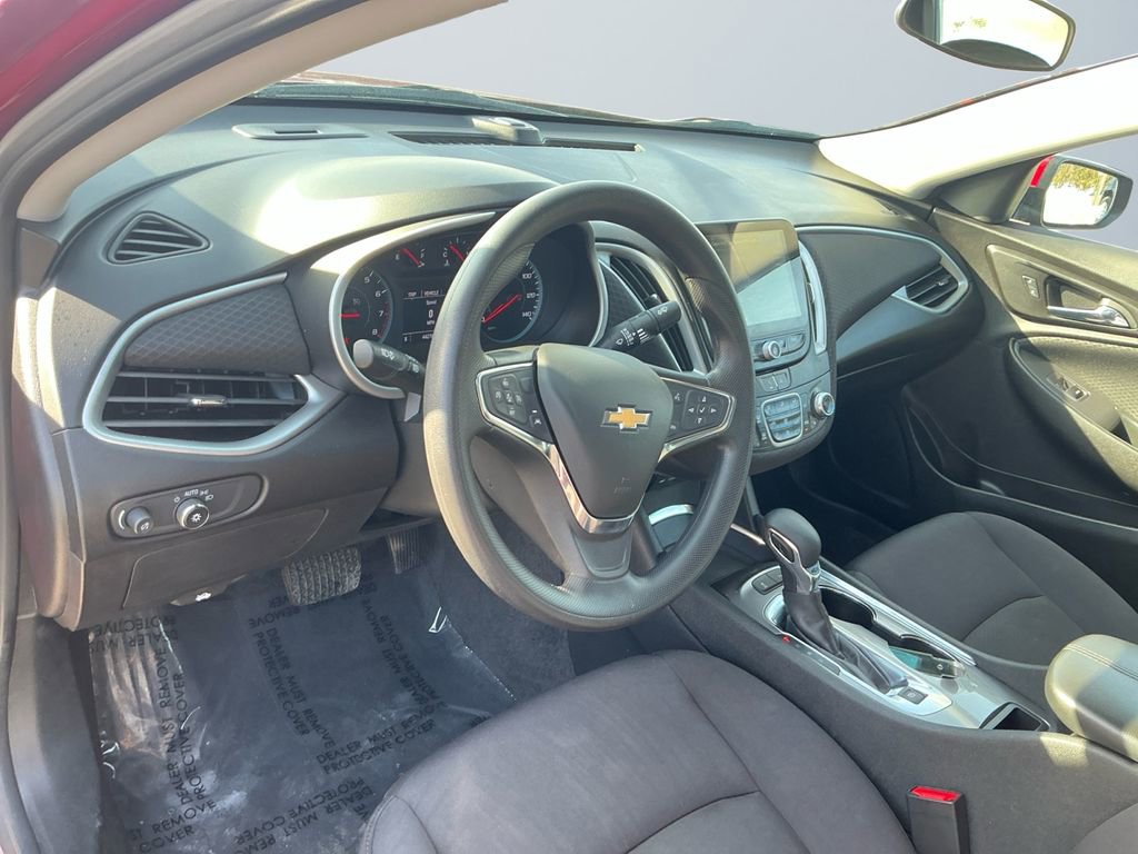 Used 2024 Chevrolet Malibu LT image 11