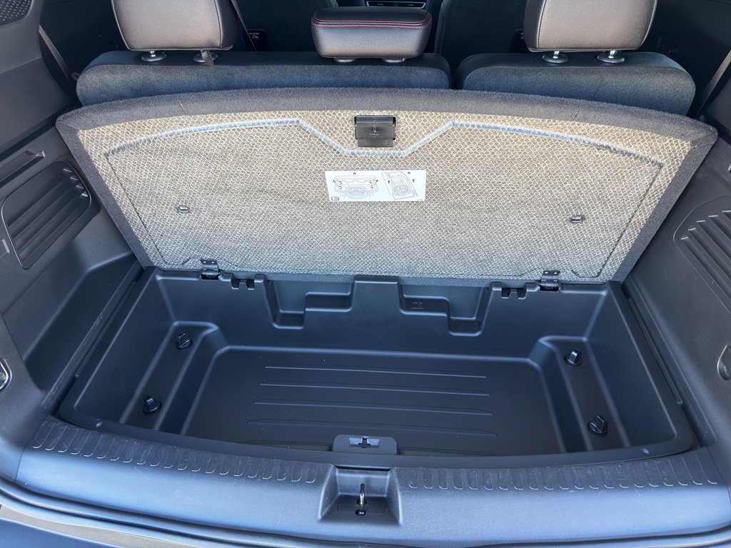 Used 2025 Chevrolet Traverse Z71 w/ Driver Confidence Package image 47