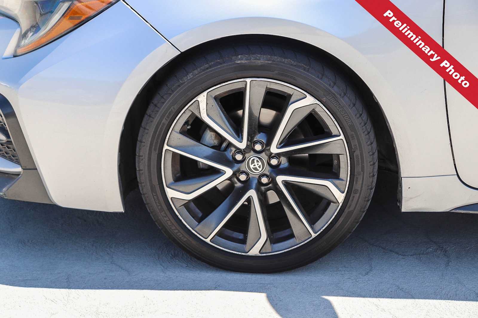 Used 2020 Toyota Corolla SE w/ Carpet Mat Package (TMS) FWD image 10