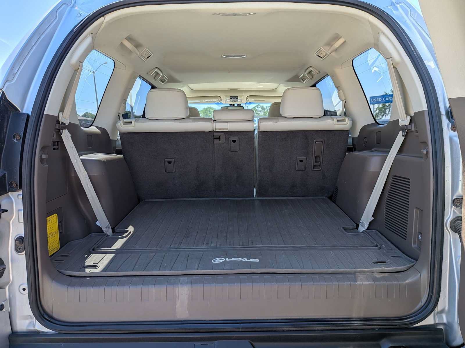 Used 2016 Lexus GX 460 w/ Premium Package AWD/4WD image 33