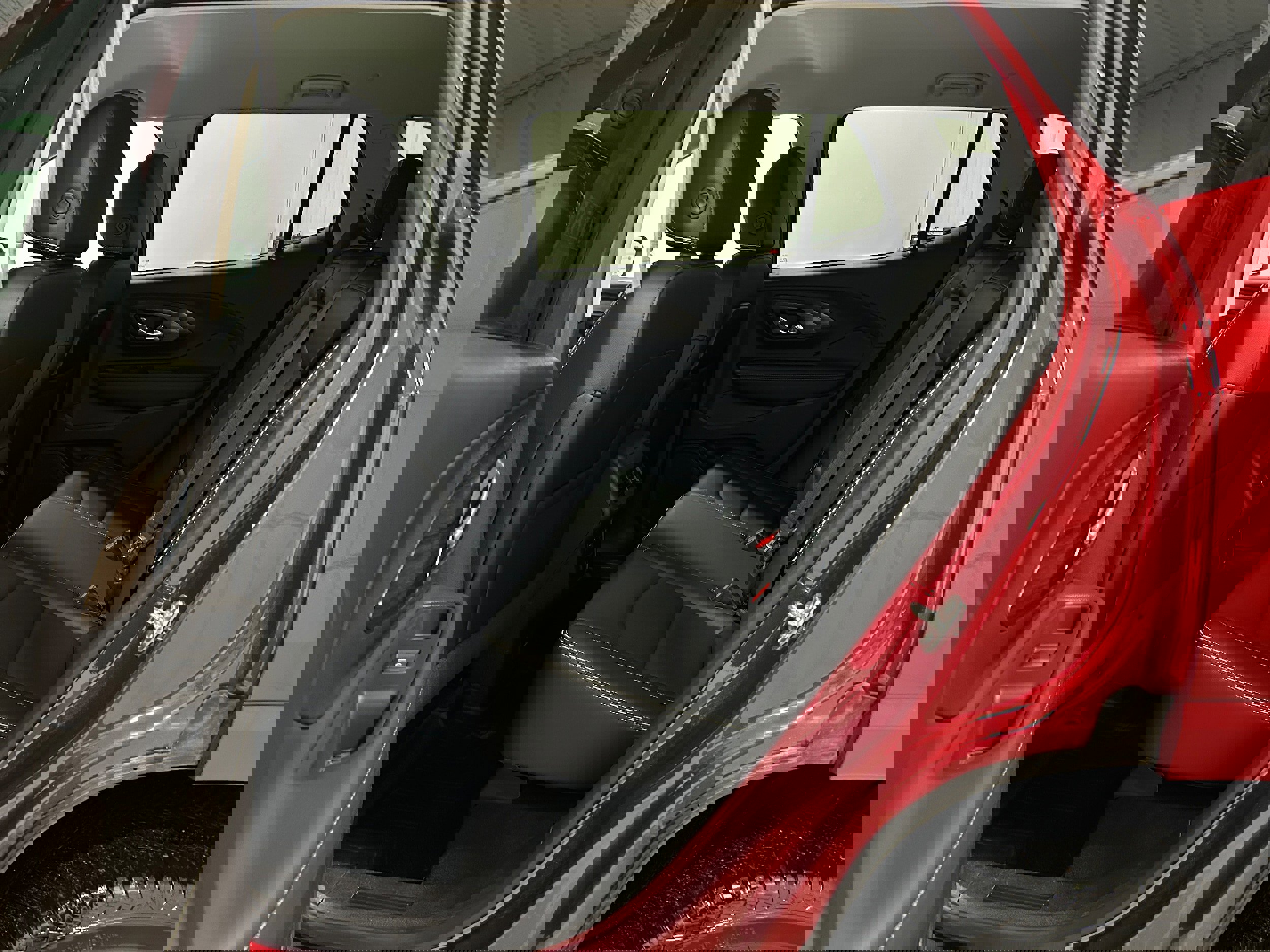 Used 2018 GMC Terrain Denali w/ Advanced Safety Package image 26