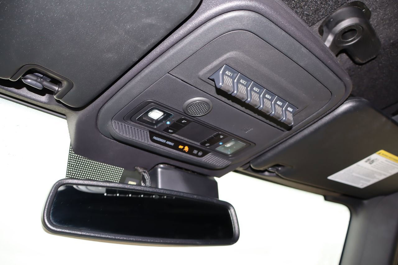Used 2023 Ford Bronco Badlands w/ Sasquatch Package AWD/4WD image 24