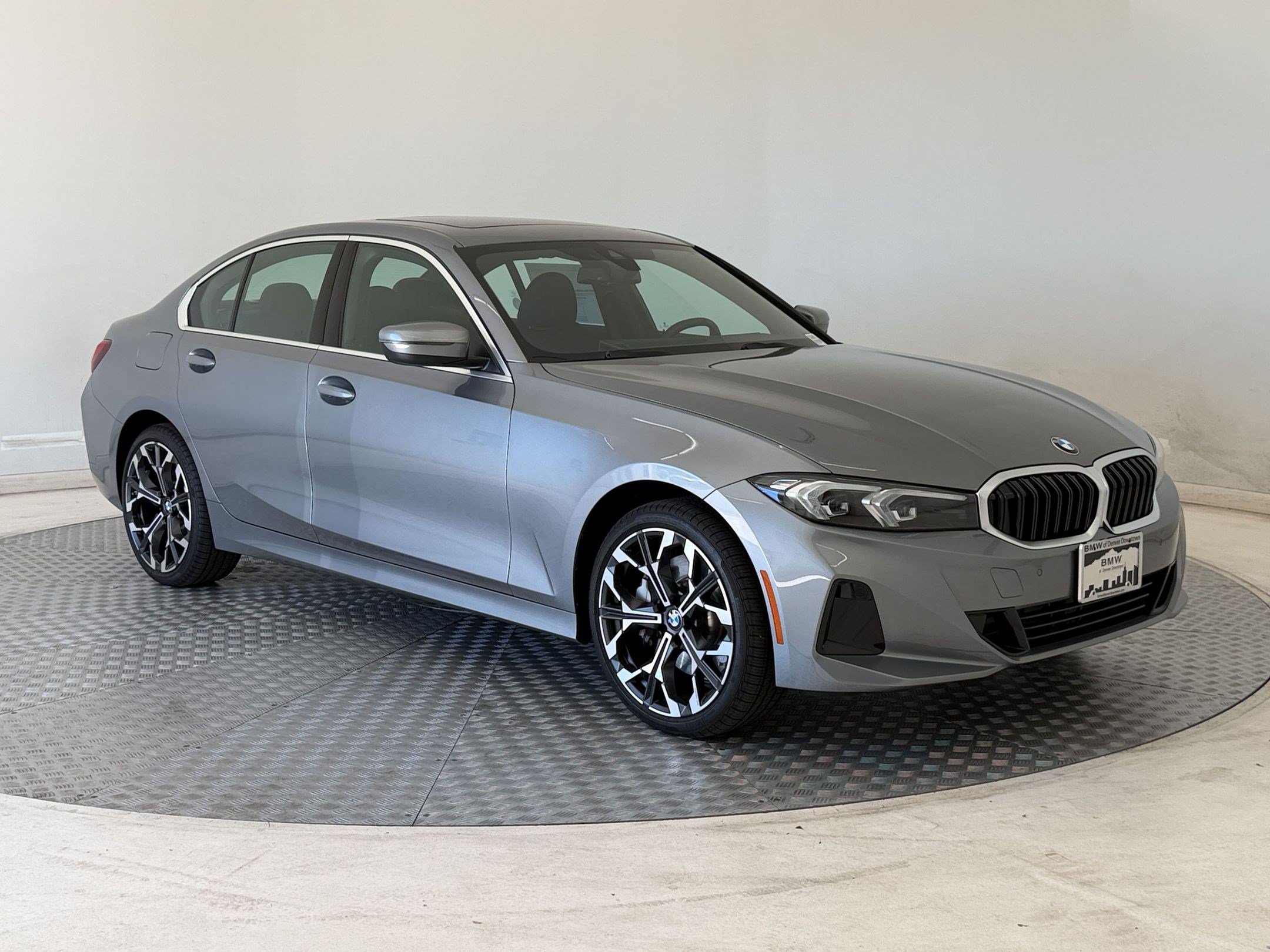 New 2026 BMW 330i xDrive Sedan w/ Convenience Package AWD/4WD image 7