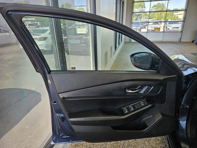 Used 2025 Honda Accord Touring image 16
