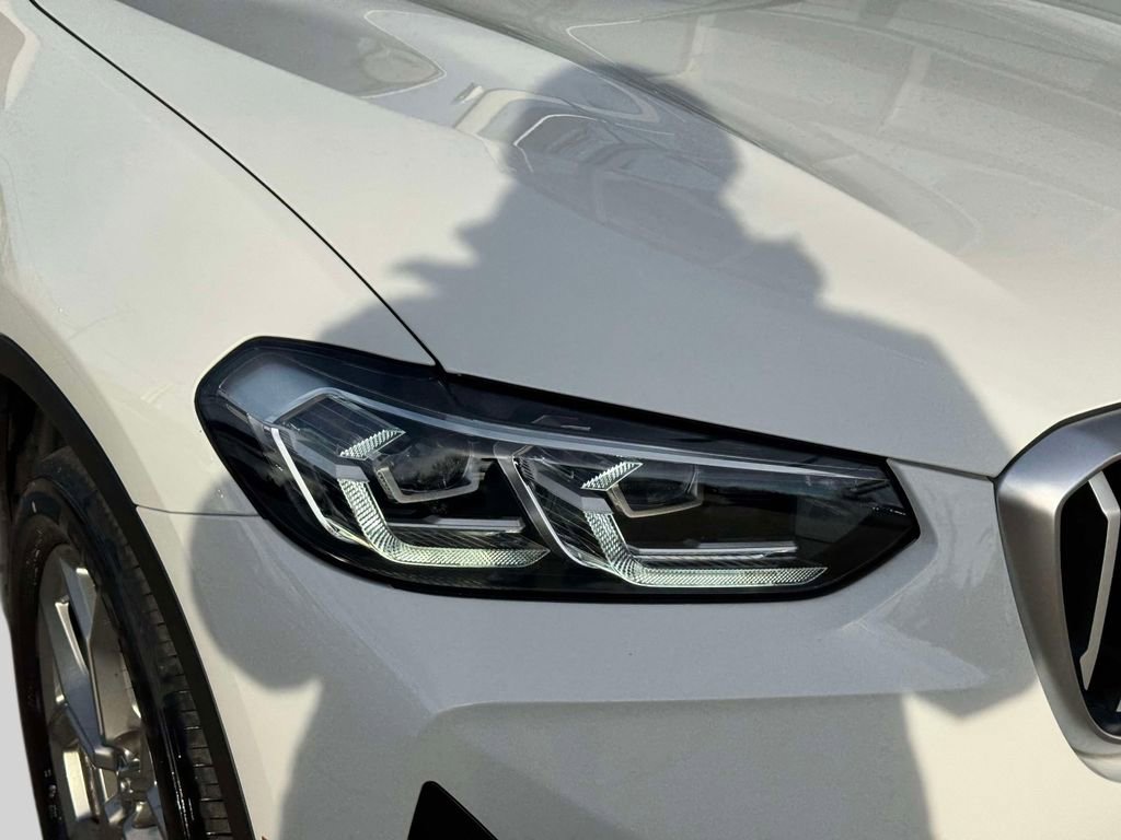 Certified 2024 BMW X3 xDrive30i w/ Convenience Package image 9