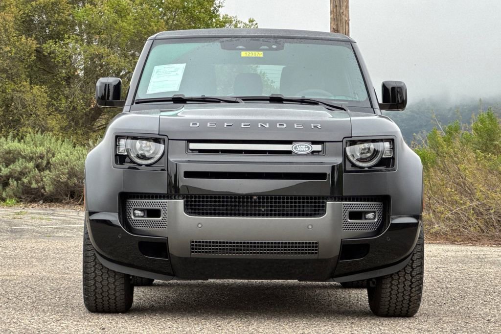 Used 2023 Land Rover Defender 90 V8 image 9