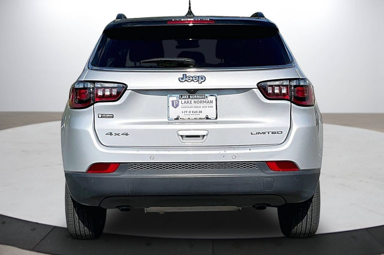 Used 2025 Jeep Compass Limited AWD/4WD image 7