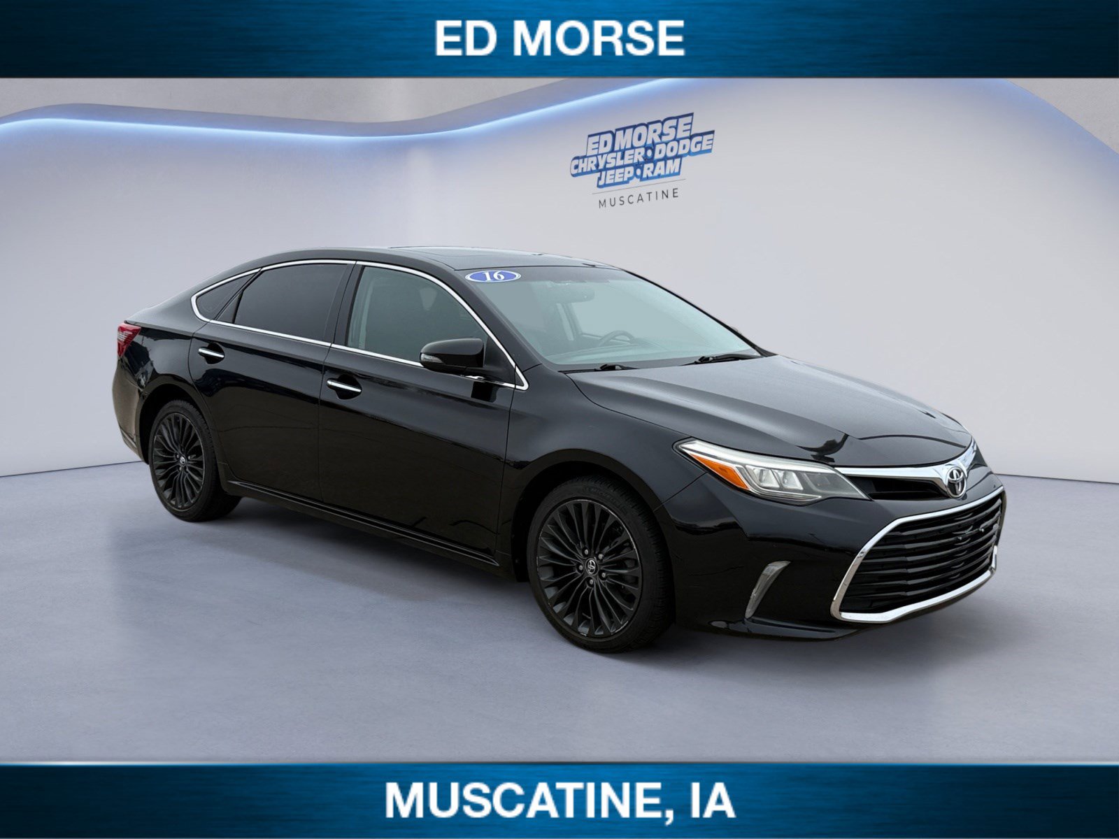 Used 2016 Toyota Avalon Touring image 7