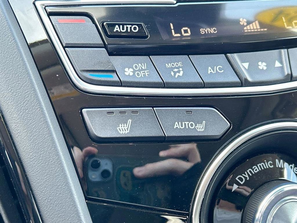 Used 2024 Acura RDX w/ Technology Package image 30