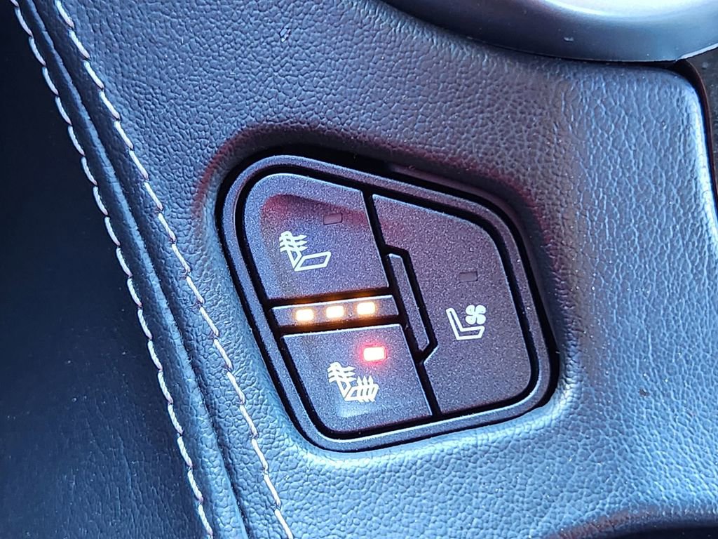 Used 2018 Chevrolet Tahoe Premier image 23