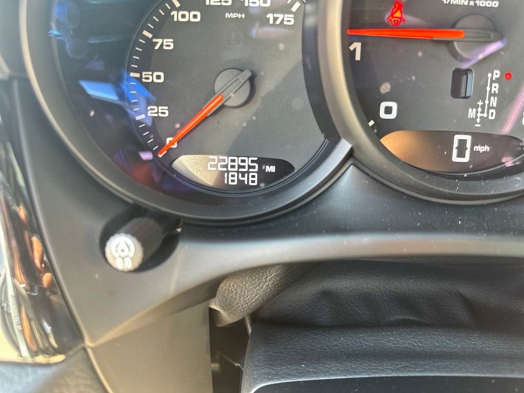 Used 2020 Porsche Macan image 16