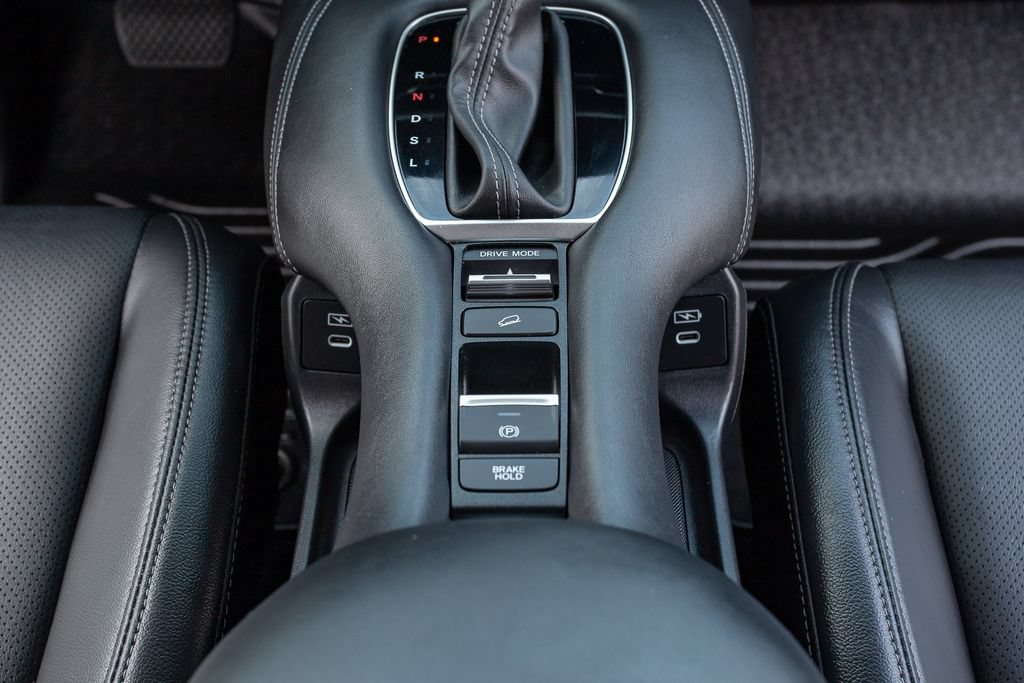 Certified 2024 Honda HR-V EX-L image 27